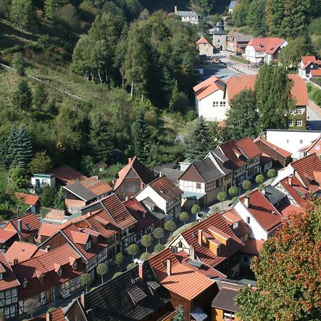 Hotel Garni Weisses Ross Stolberg  Екстер'єр фото